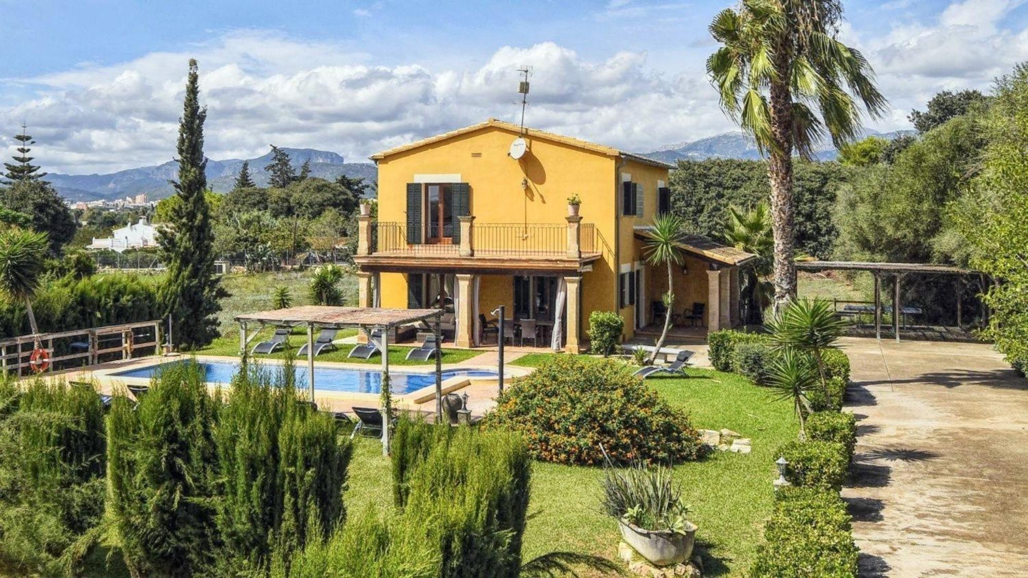 Gemuetliches Mit Pool Ferienhaus
